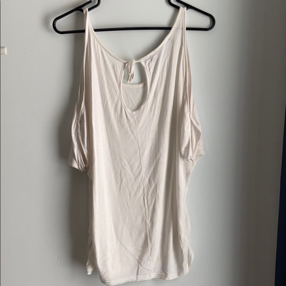 Open Shoulder Top - Picture 2 of 3